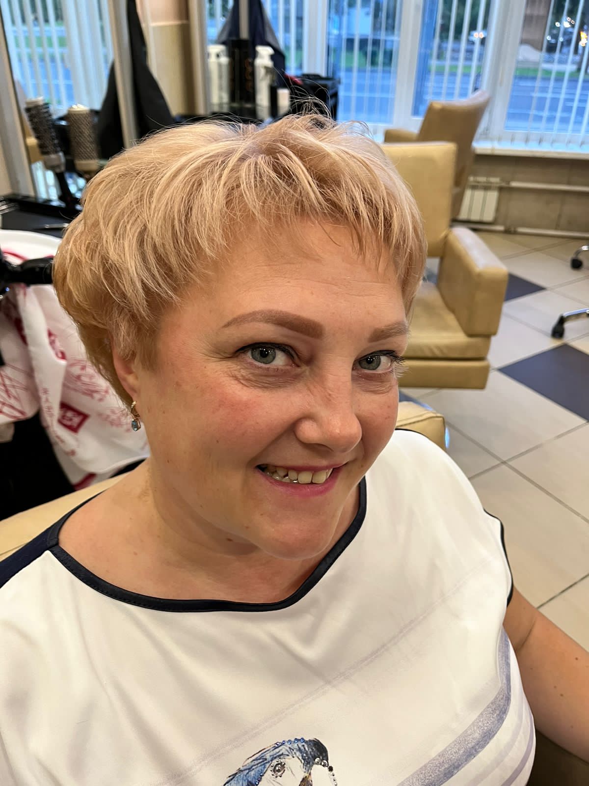 Парикмахер Салона Красоты Роза